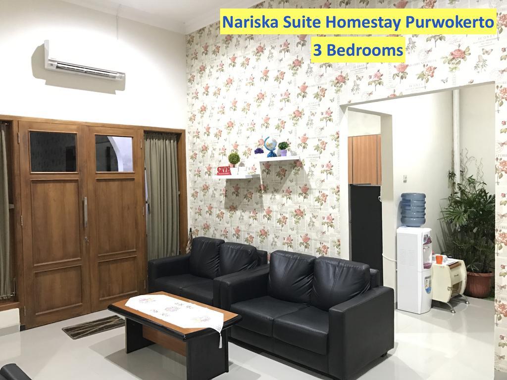 Nariska Suite Homestay Пурвокерто Екстер'єр фото