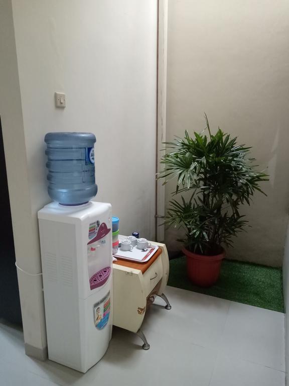 Nariska Suite Homestay Пурвокерто Екстер'єр фото